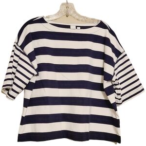 Gap | Women's Navy Striped Mariner's Cropped Tee (Size Medium)